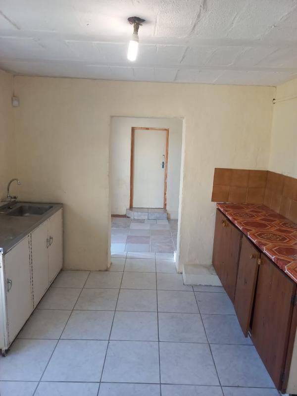 To Let 1 Bedroom Property for Rent in Grahamstown Eastern Cape
